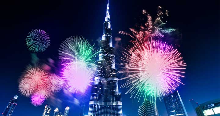 Burj Khalifa Lights Up for the new 'Avengers Infinity War' Movie