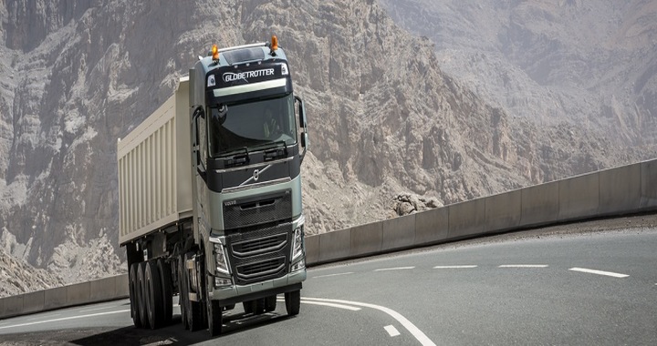 RTA Sends Awareness Messages to Truck Drivers in Ramadan