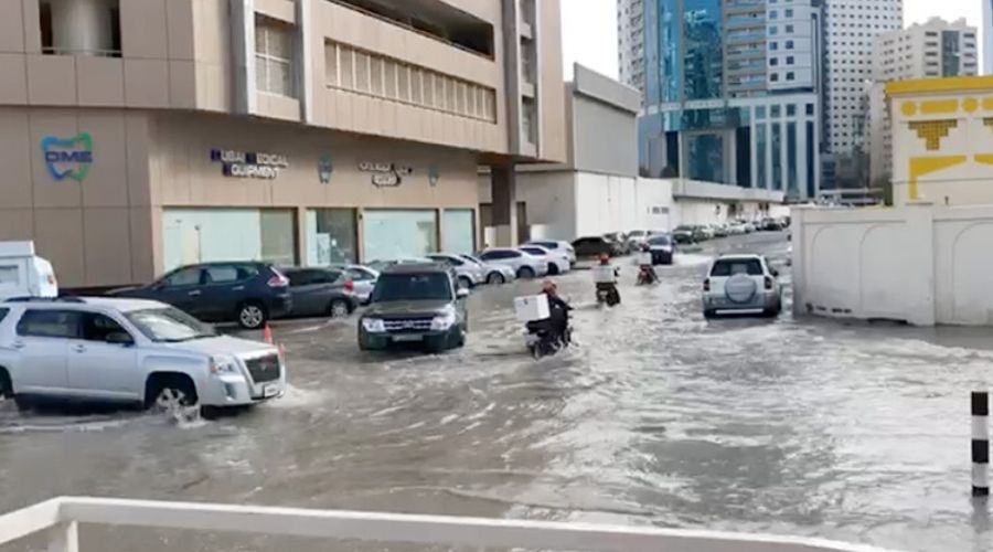Heavy Rain Continues in UAE - Videos, Pictures and Measures