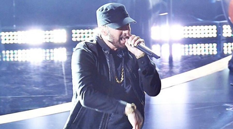 Eminem surprises 2020 Oscars with ‘Lose Yourself’ performance