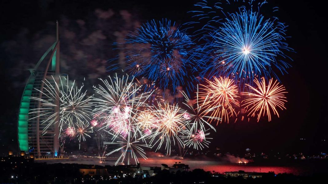 New Year Celebrations in UAE List of Fireworks Spots in Dubai, Abu Dhabi and Ras Al Khaimah