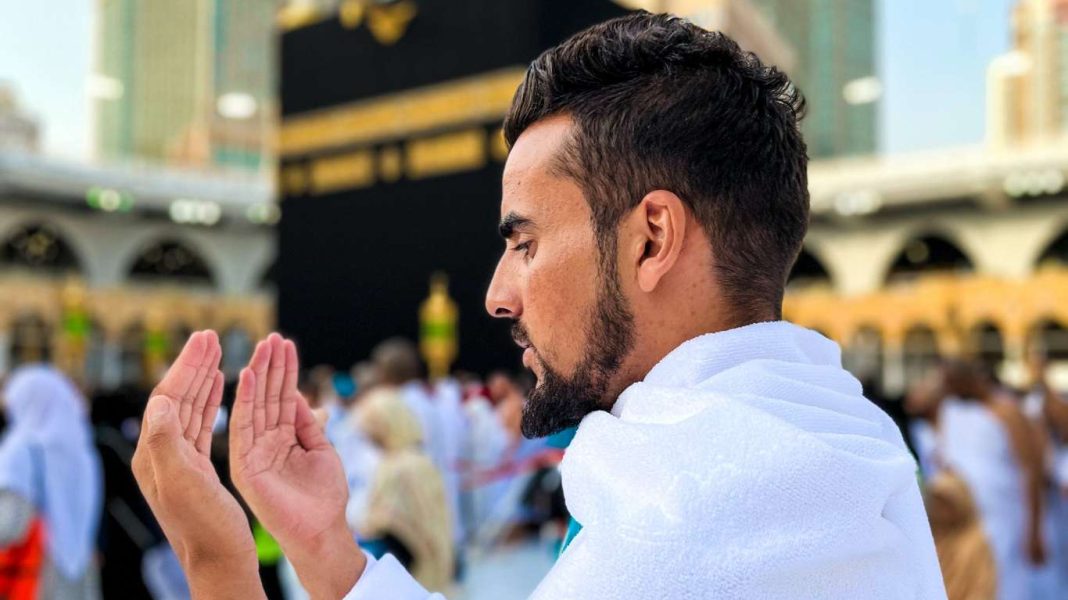 UAE Residents Can Now Register for Hajj 2024