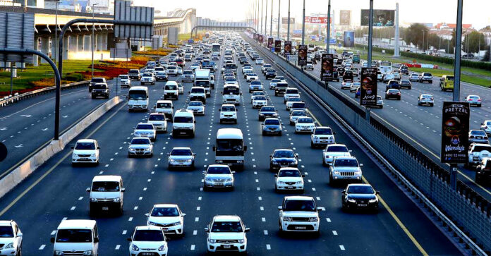 Lanes Rules in UAE for safer driving