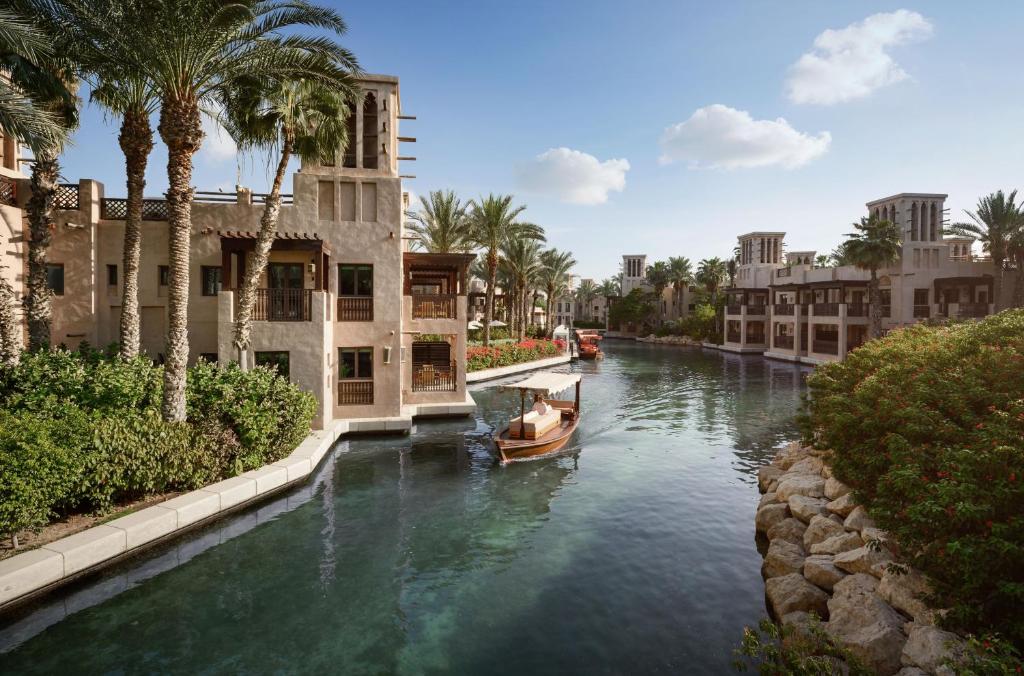 Jumeirah Dar Al Masyaf Dubai Luxury Hotel 