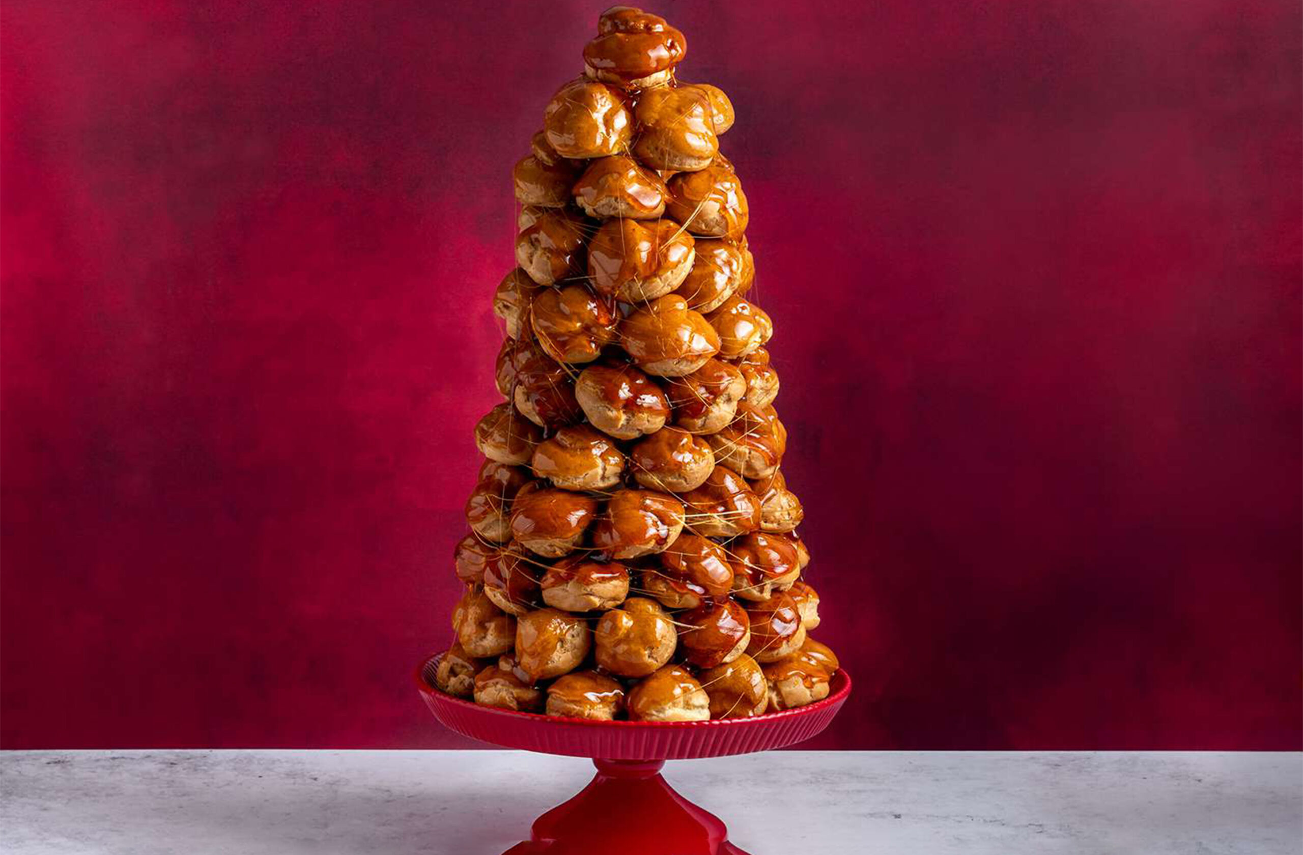  Three-Foot-Tower-of-Profiteroles-aT-TROVE-