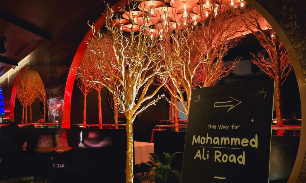 Mohammad Ali Road Themed 