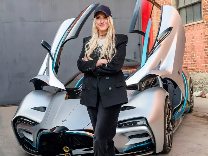 Supercar Blondie