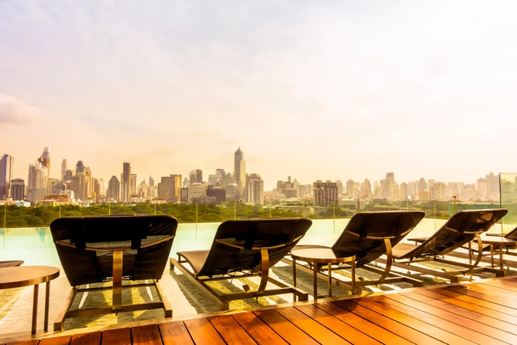 Sundowners in Dubai: Top Places to Enjoy the Sunset View Sundowners in Dubai
